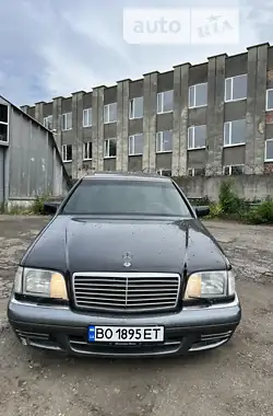 Mercedes-Benz S-Class 1992