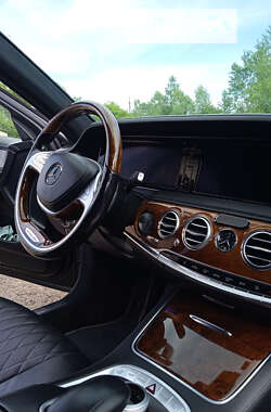 Седан Mercedes-Benz S-Class 2013 в Львові