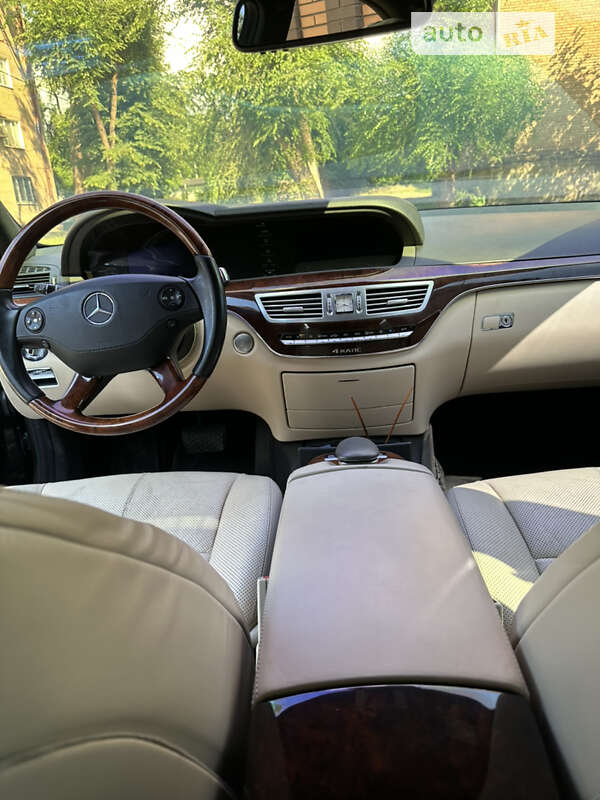 Седан Mercedes-Benz S-Class 2007 в Кривом Роге фото 16 Седан Mercedes-Benz S-Class 2007 в Кривом Роге