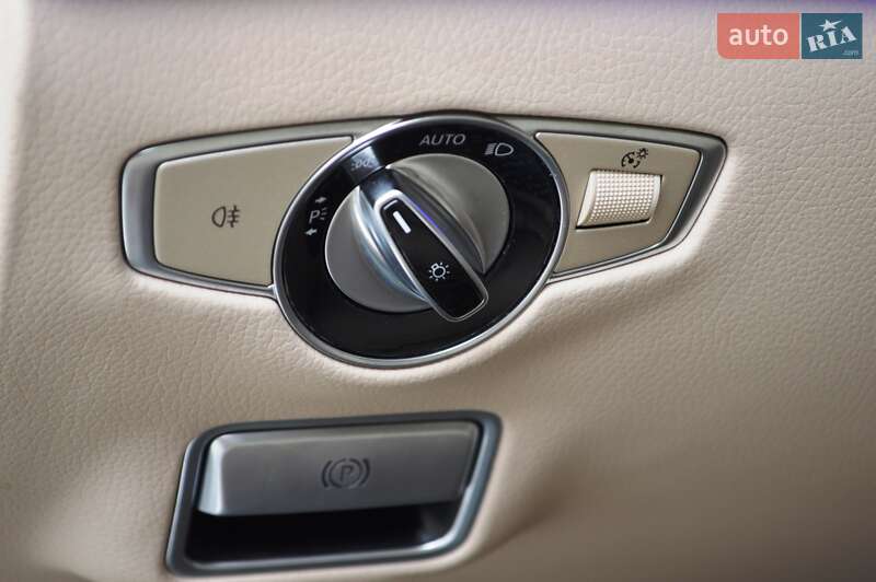 Седан Mercedes-Benz S-Class 2018 в Одессе