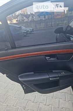 Седан Mercedes-Benz S-Class 2006 в Львове