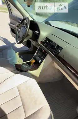 Mercedes-Benz S-Class 1995