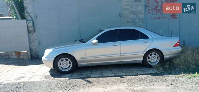 Седан Mercedes-Benz S-Class 1999 в Слов'янську