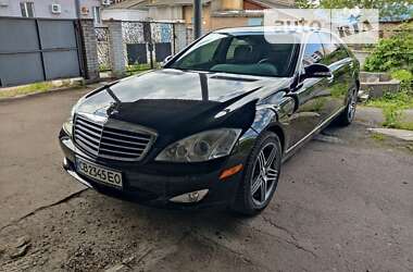 Седан Mercedes-Benz S-Class 2007 в Прилуках