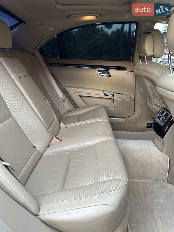 Седан Mercedes-Benz S-Class 2013 в Львові