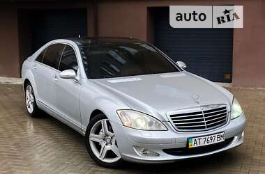 Седан Mercedes-Benz S-Class 2008 в Калуші