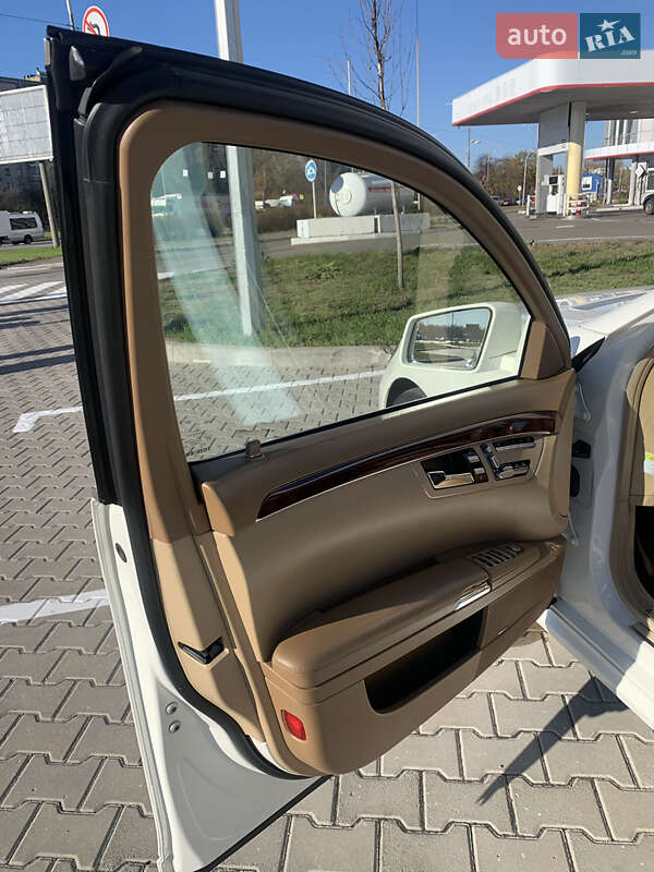 Седан Mercedes-Benz S-Class 2007 в Киеве