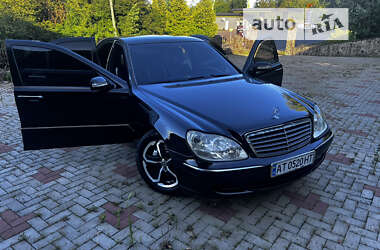 Седан Mercedes-Benz S-Class 2004 в Косове