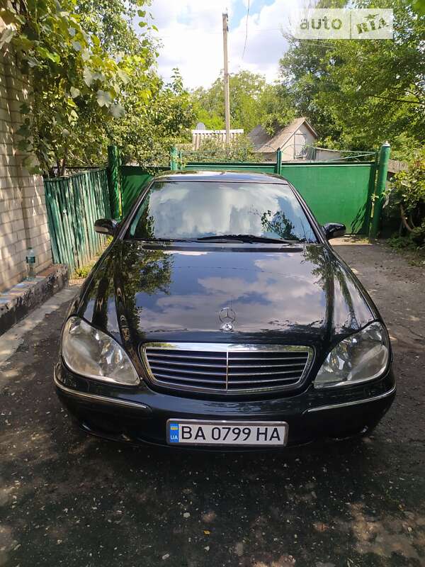 Mercedes-Benz S-Class 1999