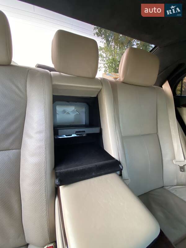 Седан Mercedes-Benz S-Class 2006 в Измаиле