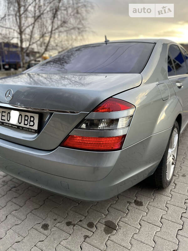 Седан Mercedes-Benz S-Class 2006 в Черновцах