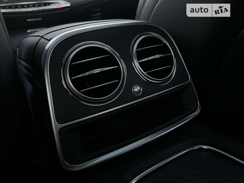 Купе Mercedes-Benz S-Class 2018 в Долине