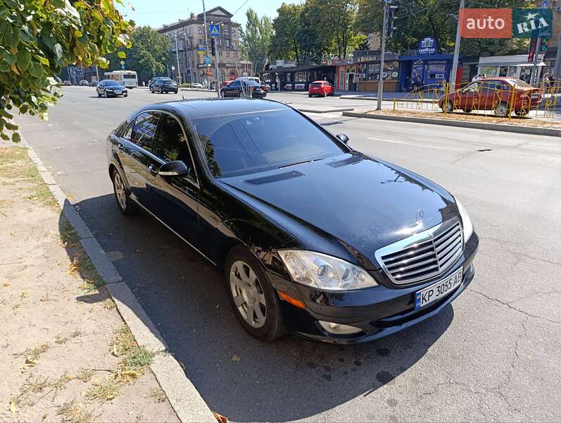 Седан Mercedes-Benz S-Class 2007 в Запорожье