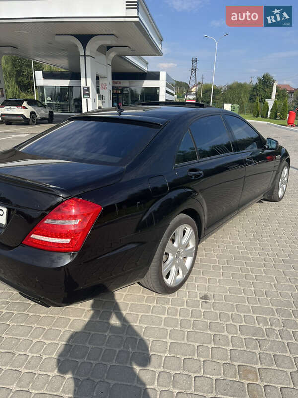 Седан Mercedes-Benz S-Class 2011 в Львові