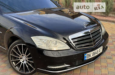 Седан Mercedes-Benz S-Class 2012 в Рівному