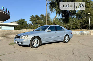 Седан Mercedes-Benz S-Class 2002 в Запоріжжі