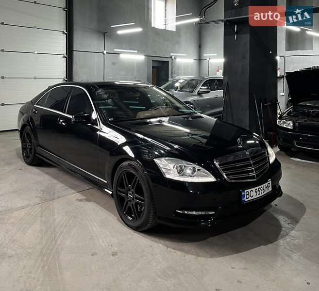 Седан Mercedes-Benz S-Class 2008 в Львове