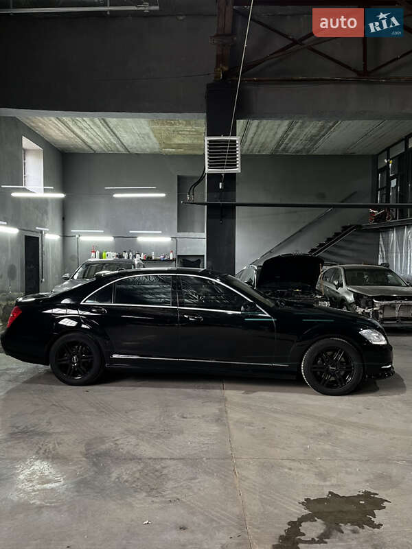 Седан Mercedes-Benz S-Class 2008 в Львове