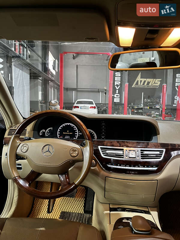 Седан Mercedes-Benz S-Class 2008 в Львове