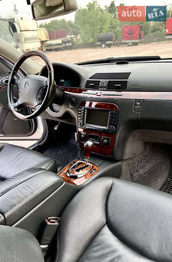 Седан Mercedes-Benz S-Class 2005 в 