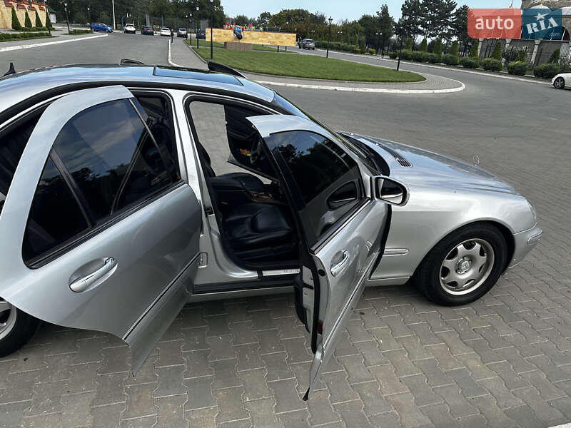 Седан Mercedes-Benz S-Class 2001 в Измаиле