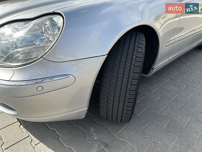 Седан Mercedes-Benz S-Class 2001 в Измаиле