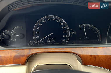 Седан Mercedes-Benz S-Class 2006 в 