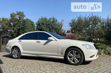 Седан Mercedes-Benz S-Class 2010 в Киеве