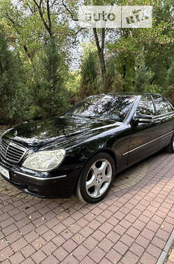 Седан Mercedes-Benz S-Class 2002 в Запоріжжі