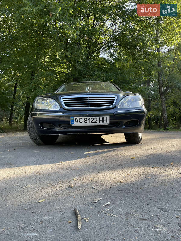 Седан Mercedes-Benz S-Class 2000 в Горохове