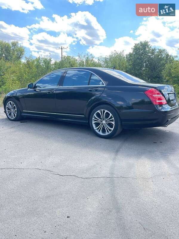 Седан Mercedes-Benz S-Class 2008 в Первомайске