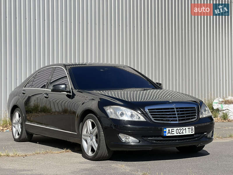 Седан Mercedes-Benz S-Class 2007 в Днепре