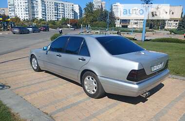 Седан Mercedes-Benz S-Class 1997 в 
