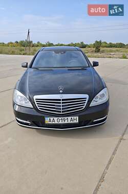Седан Mercedes-Benz S-Class 2010 в 