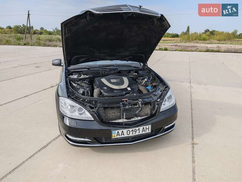 Седан Mercedes-Benz S-Class 2010 в Сумах