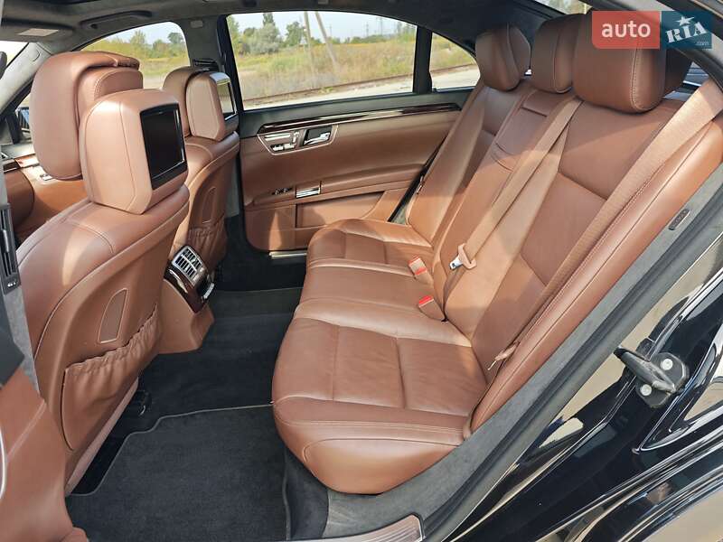 Седан Mercedes-Benz S-Class 2010 в Сумах