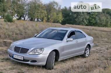 Седан Mercedes-Benz S-Class 2004 в Смеле