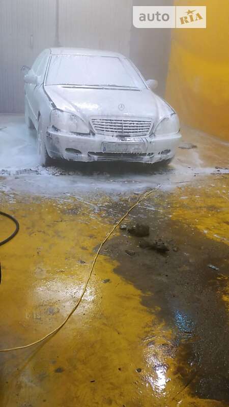 Седан Mercedes-Benz S-Class 1999 в Львове