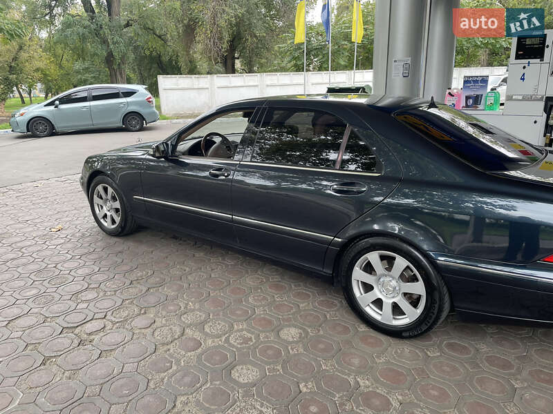 Седан Mercedes-Benz S-Class 2004 в Одессе