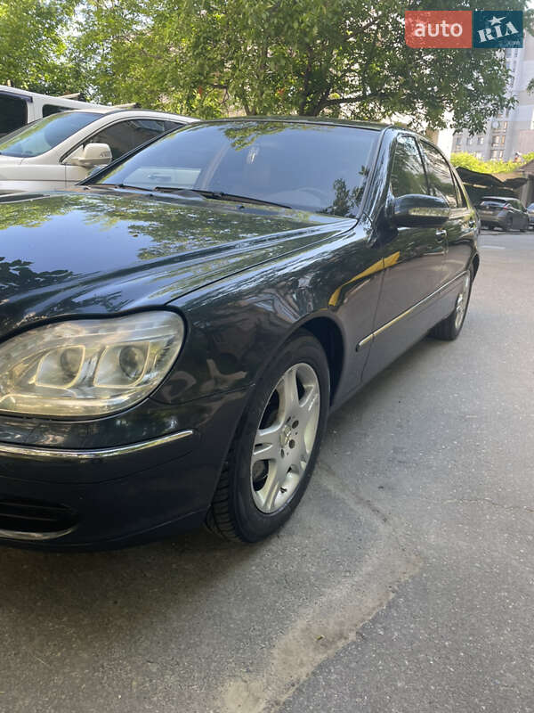 Седан Mercedes-Benz S-Class 2004 в Одессе