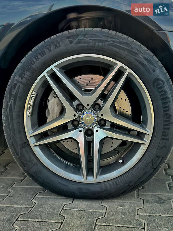 Седан Mercedes-Benz S-Class 2012 в Хусте