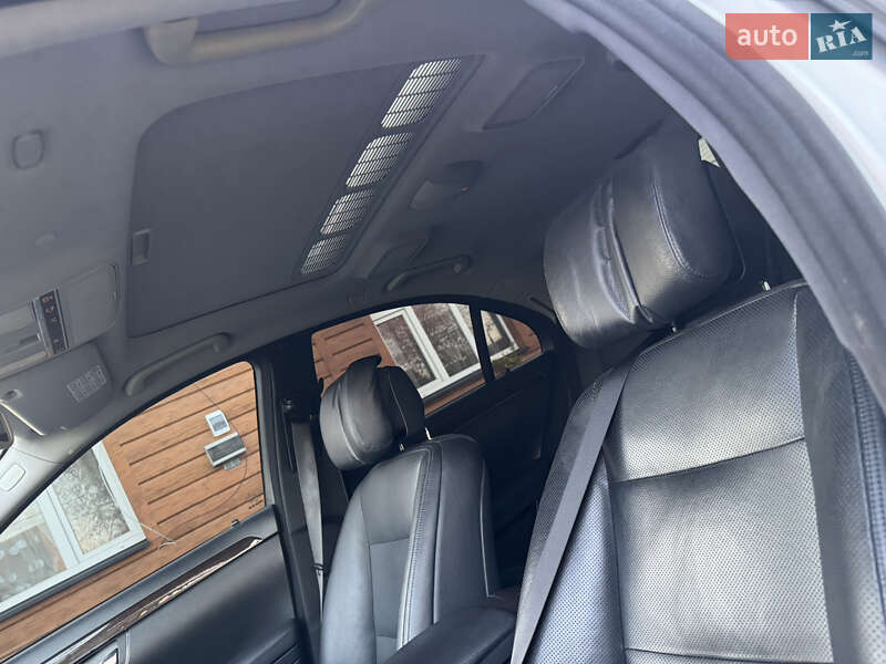 Седан Mercedes-Benz S-Class 2010 в Львові
