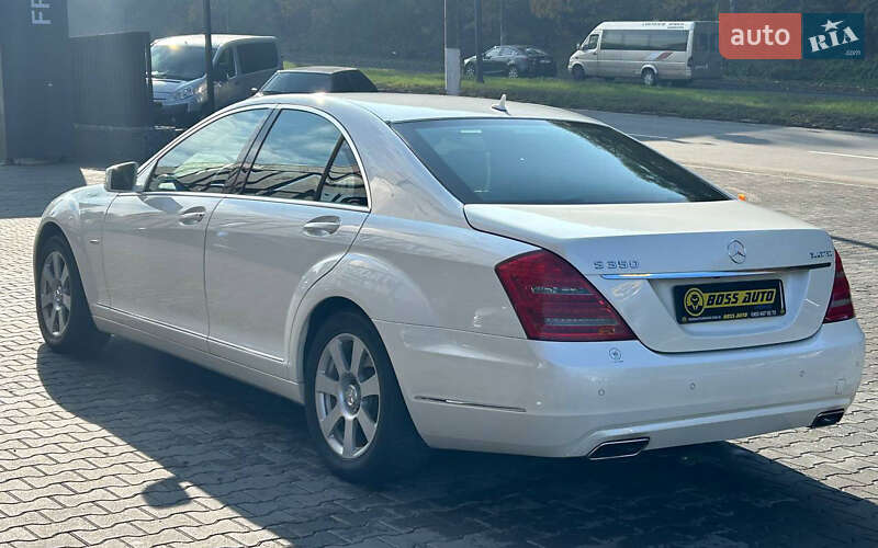 Седан Mercedes-Benz S-Class 2011 в Чернівцях