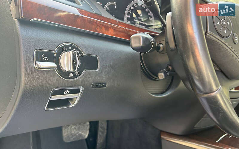 Седан Mercedes-Benz S-Class 2011 в Чернівцях