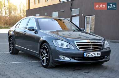 Седан Mercedes-Benz S-Class 2010 в Львове