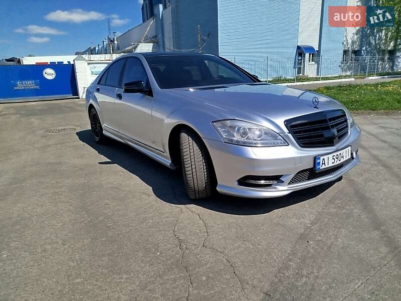 Mercedes-Benz S-Class 2008