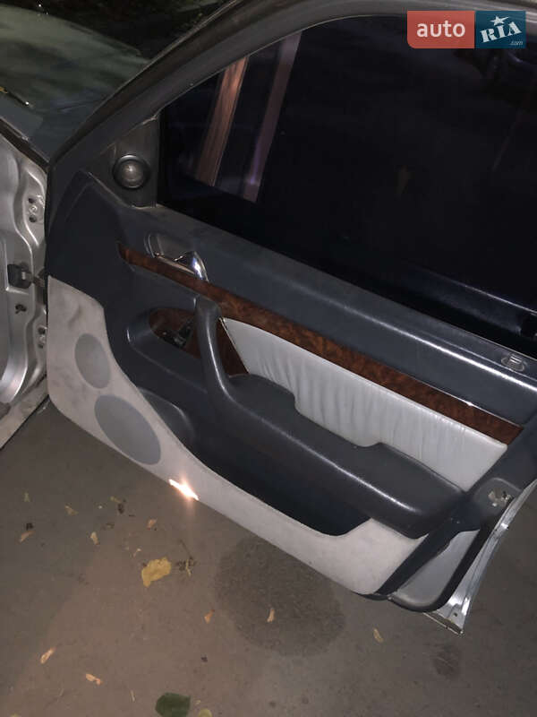 Седан Mercedes-Benz S-Class 1996 в Запорожье