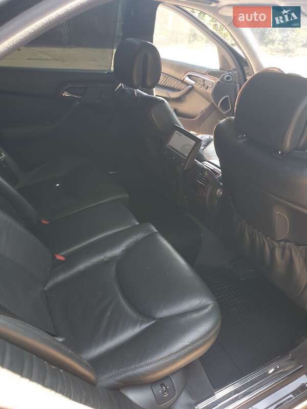 Седан Mercedes-Benz S-Class 2003 в Чернівцях