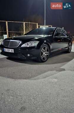 Седан Mercedes-Benz S-Class 2008 в 