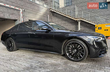 Седан Mercedes-Benz S-Class 2022 в 